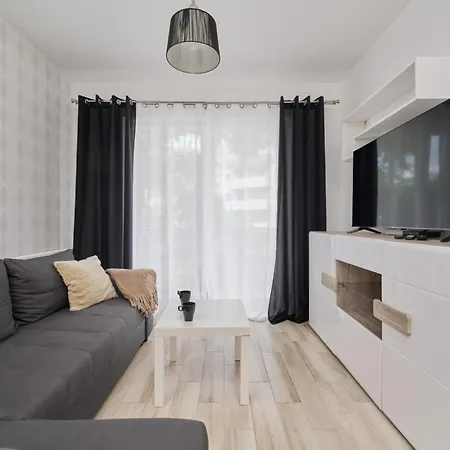 Διαμέρισμα Quiet With Balcony Zakladowa By Renters *