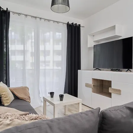 Quiet With Balcony Zakladowa By Renters * Breslavia