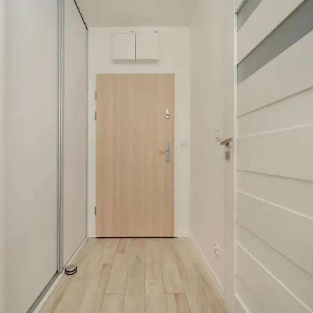 Апартаменты Quiet With Balcony Zakladowa By Renters