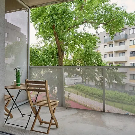 Апартаменты Quiet With Balcony Zakladowa By Renters *