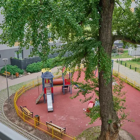 Appartamento Quiet With Balcony Zakladowa By Renters Breslavia